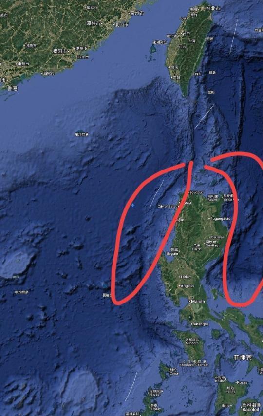 美国彻底懵了！拉着6个盟友凑了1.7万大军，搞44年来最大规模的