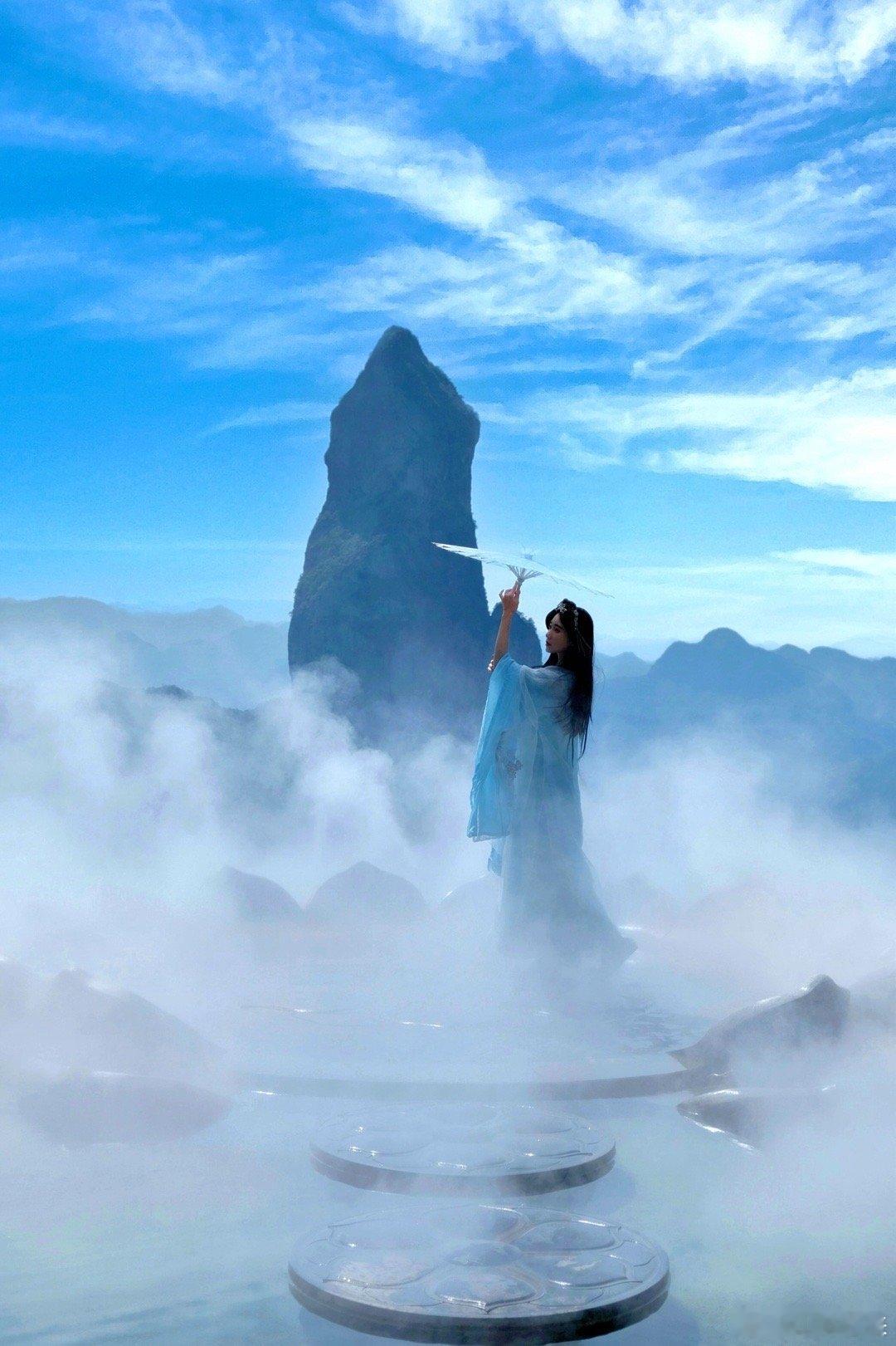 📍这趟神仙居之行，完全超出预期！原本以为只是普通的山景，结果一进景区，就像穿进