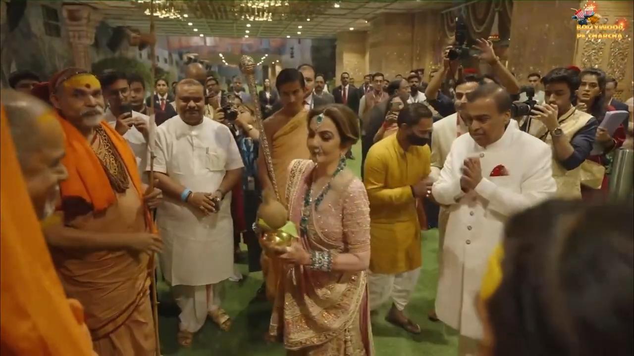 印度婆罗门教主访华：首富难近，全靠老婆接待