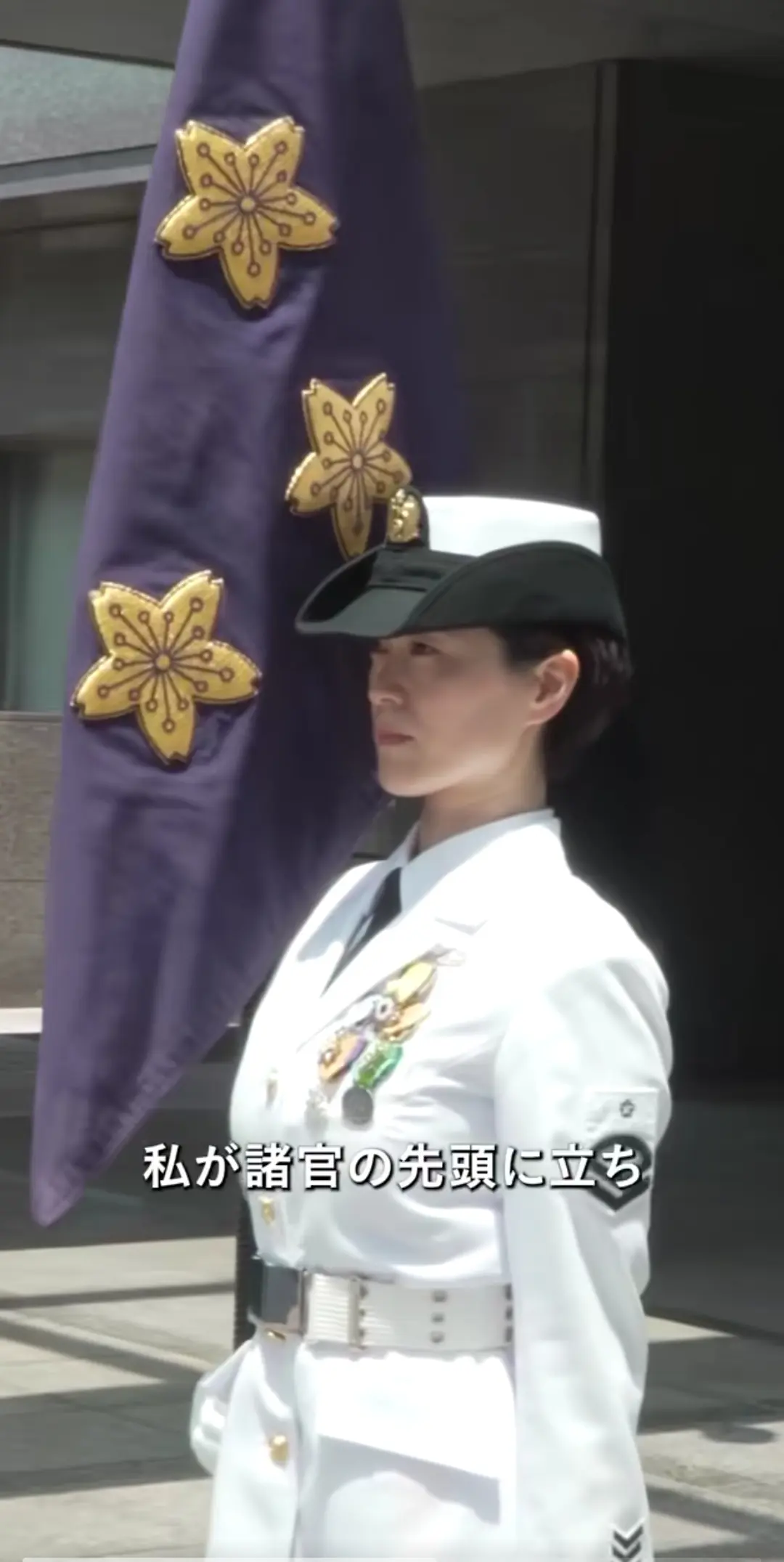 这是哪里的女军人？你知道吗
