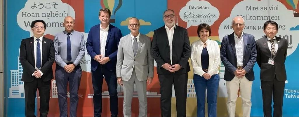 今天，法国参议院所谓的“友台小组”副主席特玛率包括5名参议员在内的窜访团抵达台湾