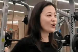 健身房大揭秘：明星生图大曝光，谁才是真·自律王者？都说阿那亚是明星的“游乐场”