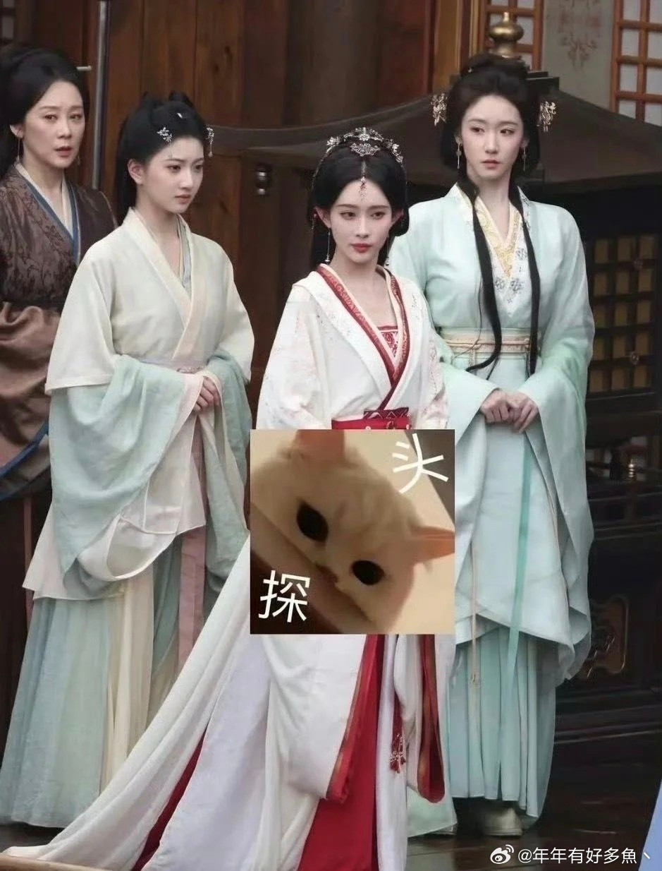 等等，这个女演员是景甜吗？和孟子义同框丝毫不输