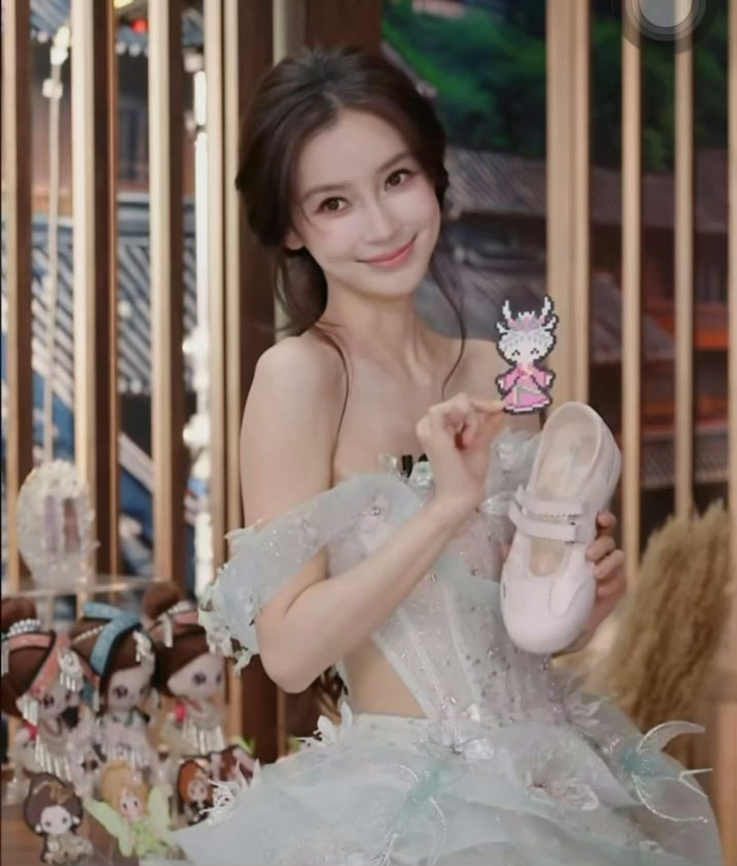 不要怪我发的晚，因为才有时间看到我姐Angelababy昨晚真的美爆了