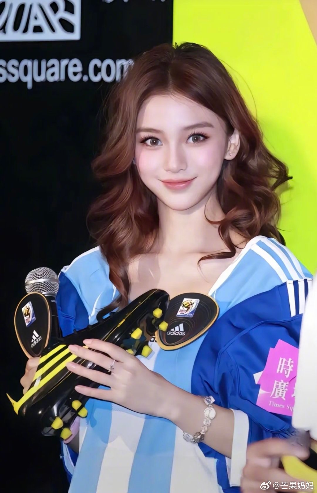 angelababy是一种形容词…美的太震撼了第一次走红毯的angelababy