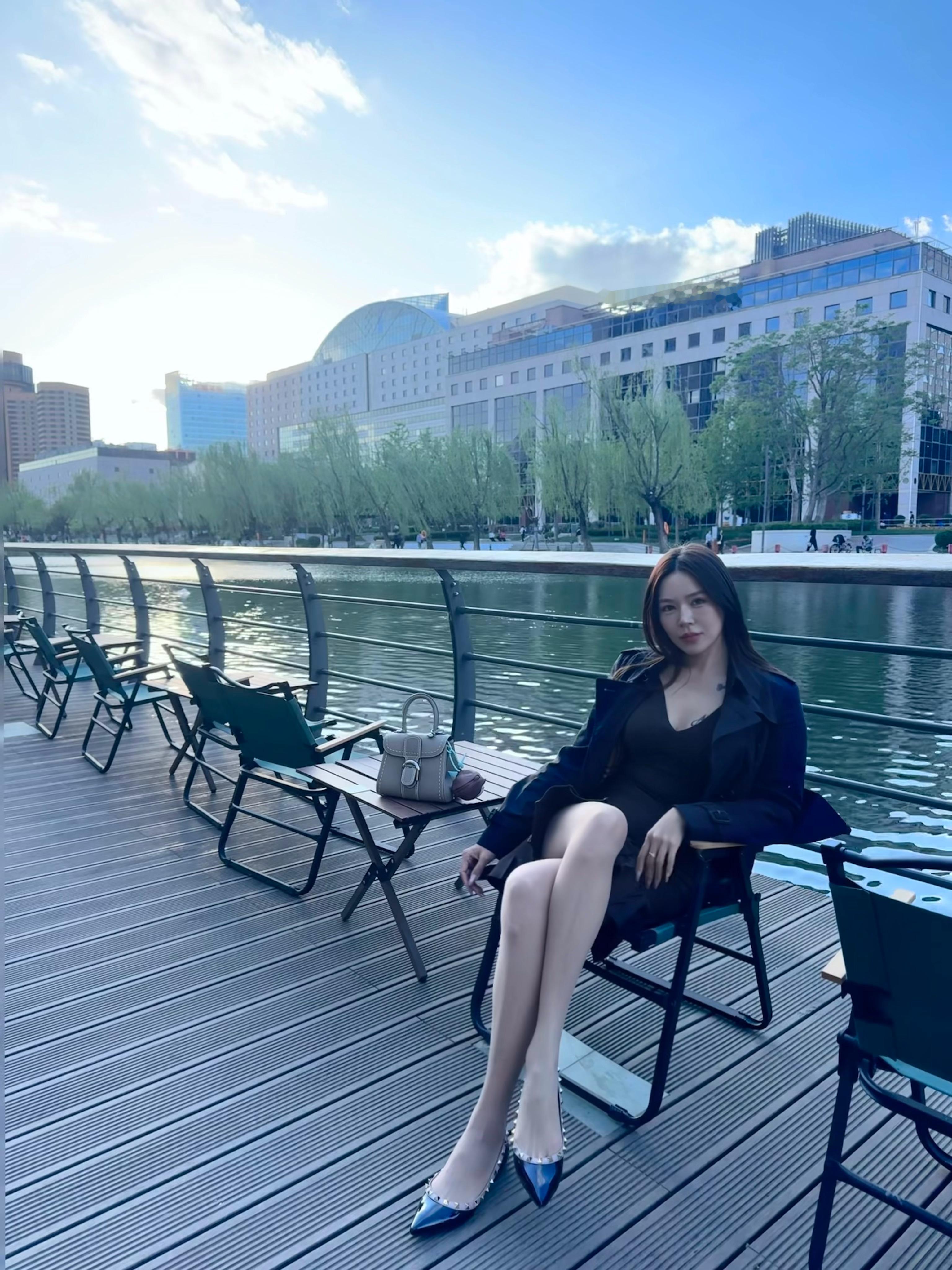 命运在新陈代谢很深的东西变得很浅