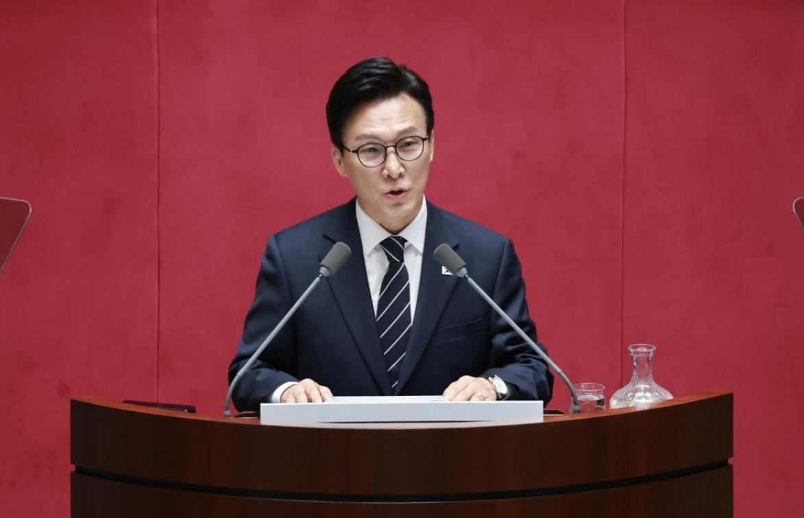 “只看美国的时代结束了”！韩国执政党共同民主党党首、前国务总理金民锡9月7日在国