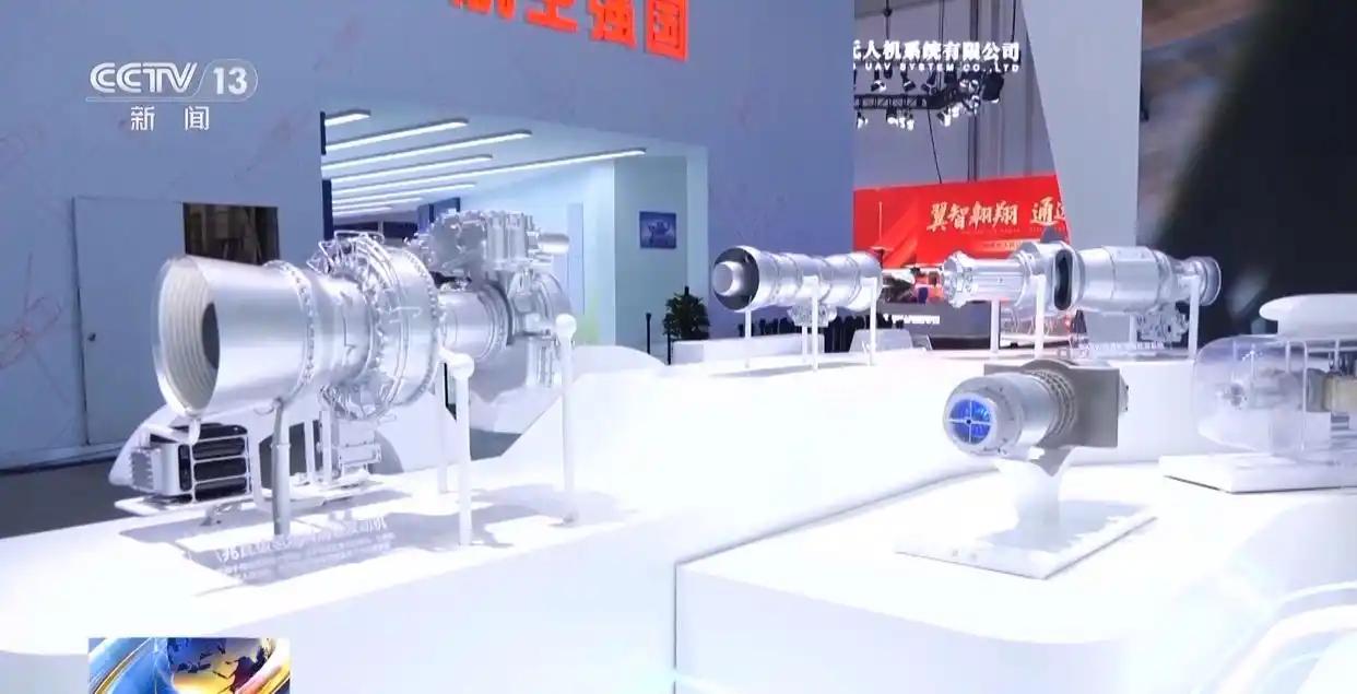 给力！我国无油飞机发动机首亮相，12月2日官宣。这哪是亮个发动机？分明是给航