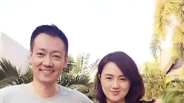 51岁演员朱媛媛去世!丈夫辛柏青换蜡烛头像,互为初恋,众星悼念