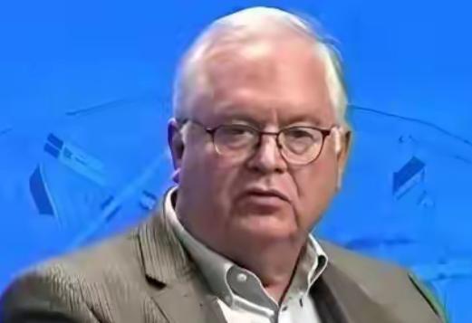 美国专家警告：一旦与中国开战，战火绝不会只燃在“东方”！资深分析师约翰·卡尔弗指