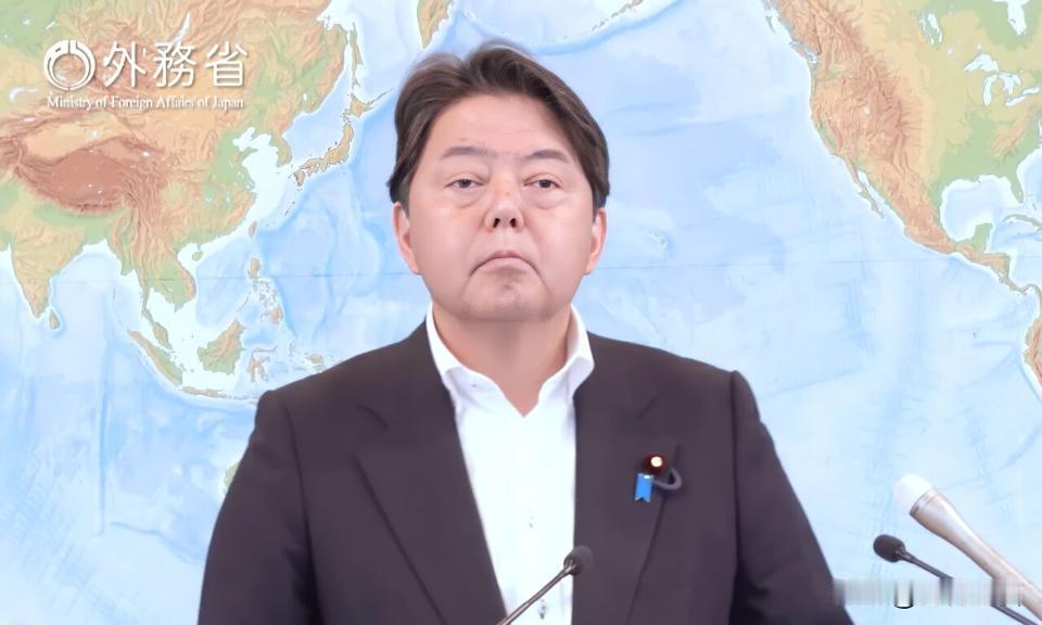 中方发射导弹，日本很生气笑死了，7月6日，中国发射导弹通报了澳大利亚，通报了新