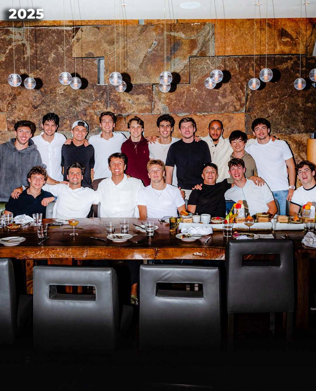 f1📸每年的传统，赛季收官战的车手聚餐～🍽️2025f1阿布扎比大奖赛