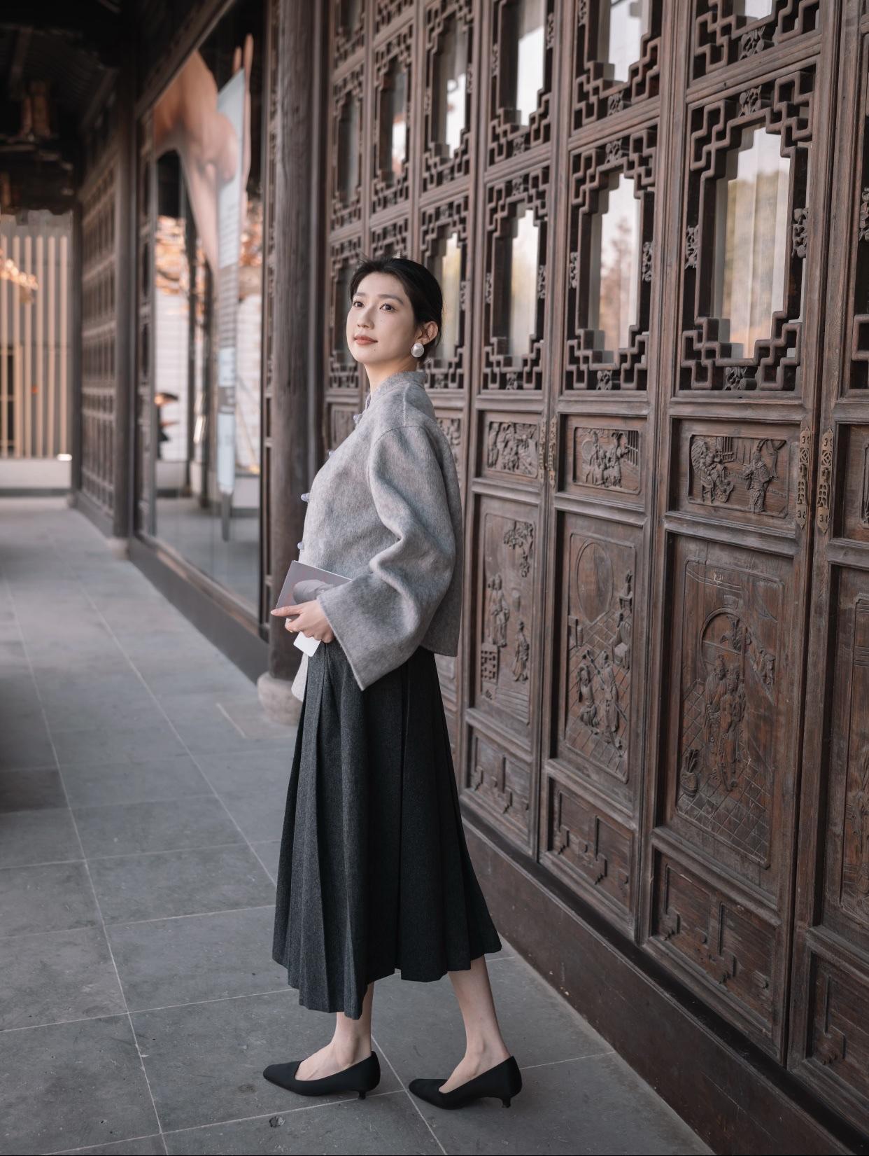 书香满径，静待花开。书香意境书香范十足