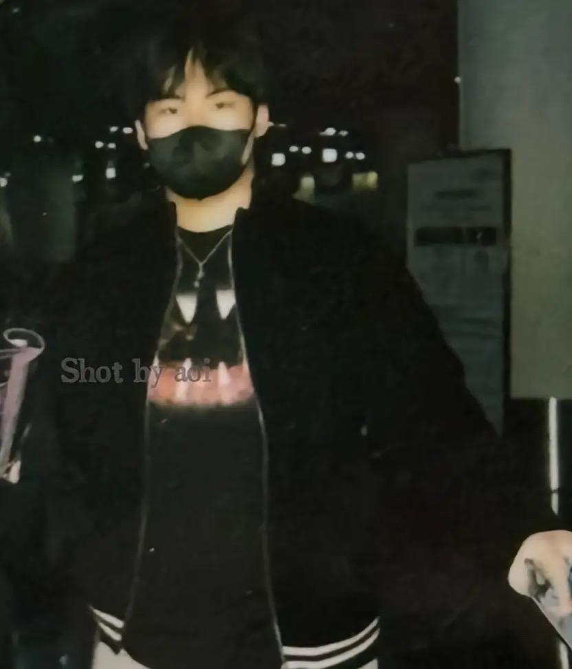 松岛辉空结束世界杯之旅已经回国——全家一起吃饭庆祝一下！4月6日，澳门世界杯银