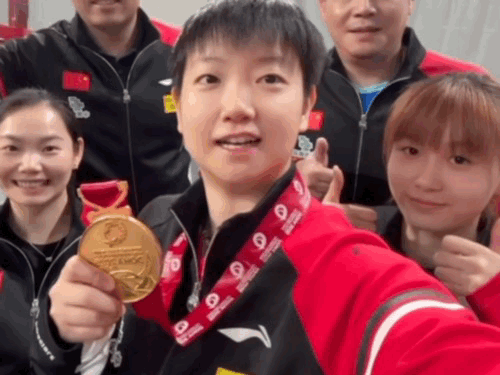 可爱小莎​​​