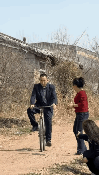 这事真不怪大哥[呲牙笑]