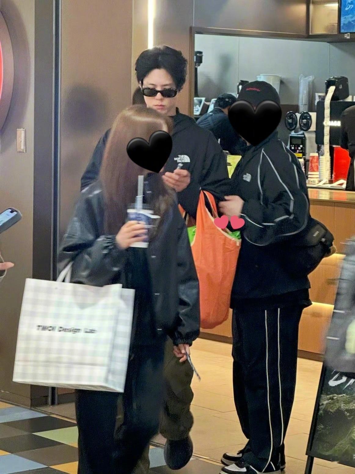 【热帖】朴宝剑在上海买的零食——原帖内容：乐事薯片黄瓜味，完全想象不出是什么味