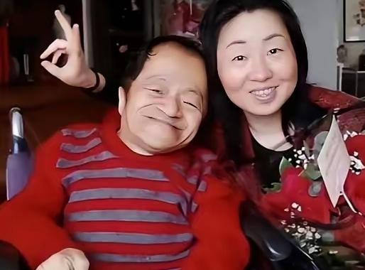 四川一位漂亮的31岁女工程师辞掉中石油铁饭碗，顶着父母“断绝关系”的威胁，带娃远