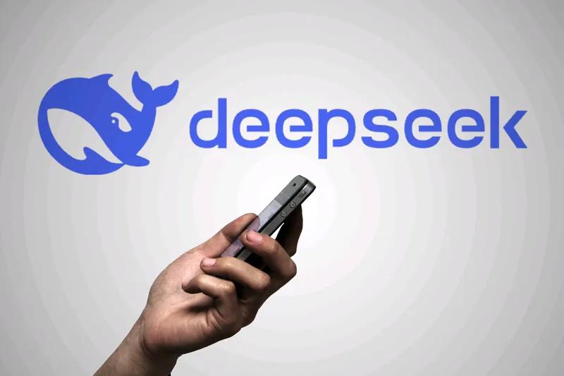 2025必学AI工具1、DeepSeek（最强国产大模型）2、豆包（自媒体文