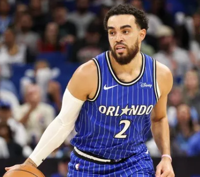 自由球员后卫泰厄斯-琼斯已同意加盟掘金。对此，掘金记者表示：“掘金原本更倾向于