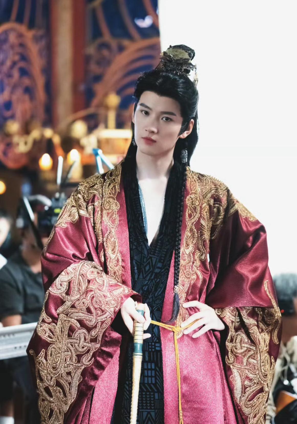 还记得《一笑随歌》演疯批皇上夏静炎的秦天宇吗☝️风头一时甚至盖过了主演🤷‍♀