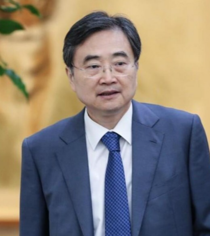 即将在韩国举办的亚太经合组织中国应该不会派太高级别的官员参加了。因为在这个关