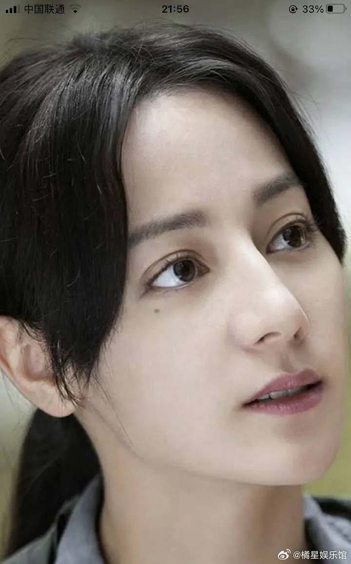 明明很硬朗的五官，为什么要磨皮磨的都要看不见了