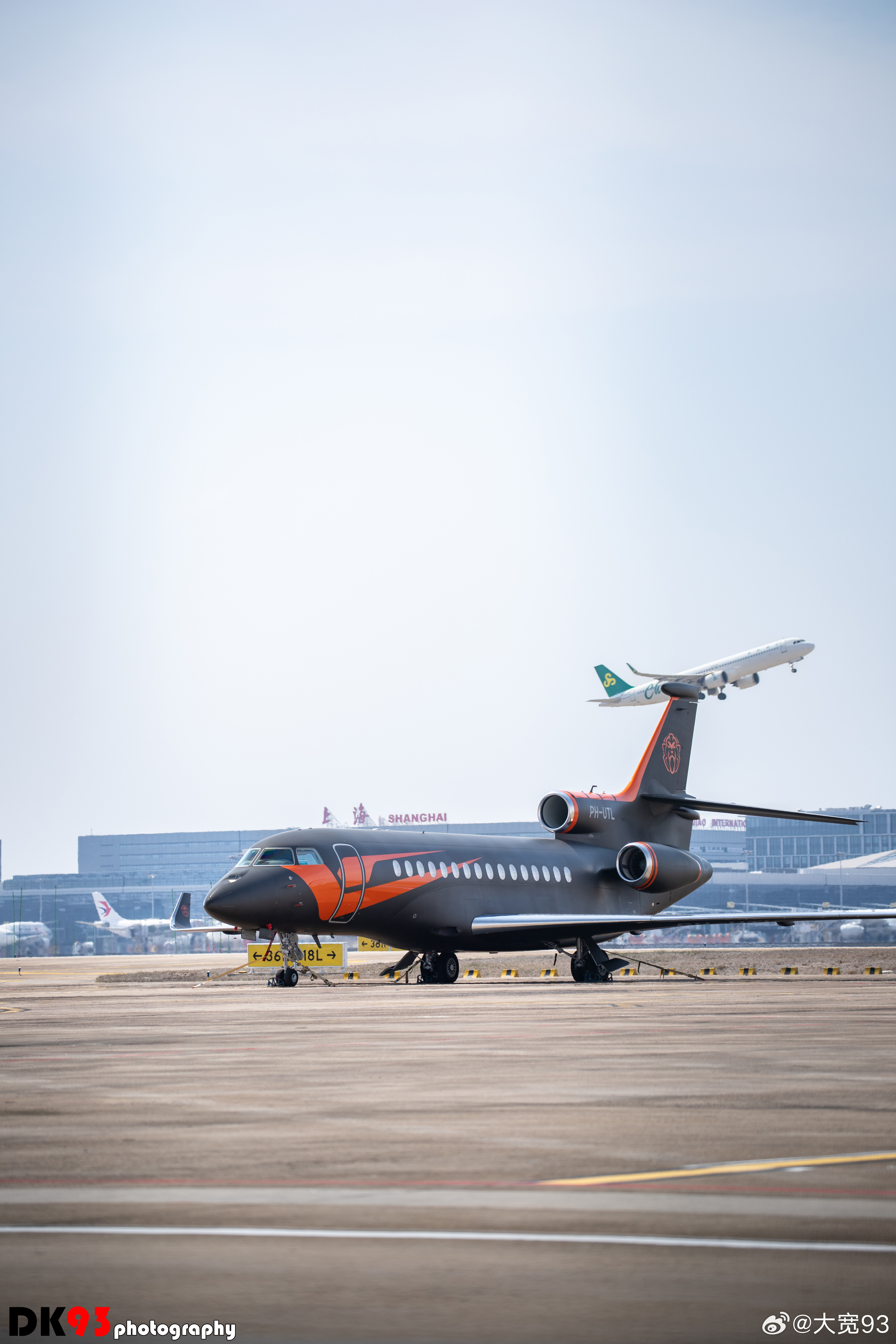 汽车人私人飞机落地上海f1超话维斯塔潘f1中国大奖赛