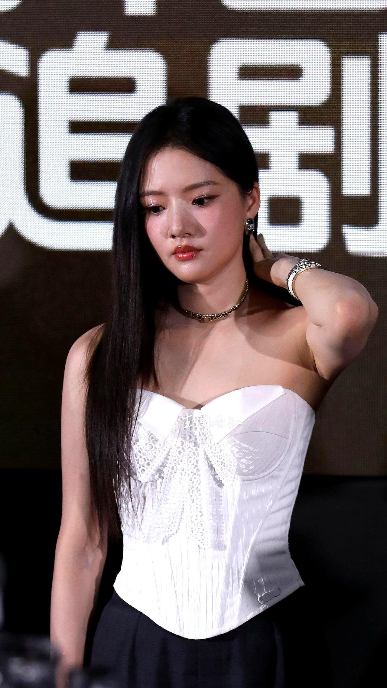 女明星在镜头前，是不是真的越瘦越好？任敏最近在新剧《黑夜告白》的宣发现场