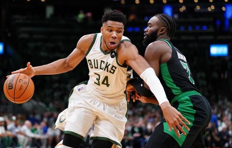 火箭趁乱接手杰伦布朗？谢泼德+小贾或成交易筹码被送走看NBA上咪咕视频，字母