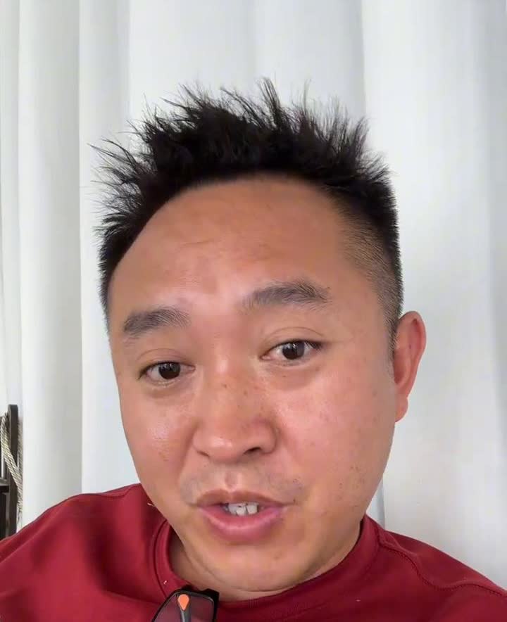 日产轩逸这个车子有几个优势。·第一个就是这个车子更新迭代到目前已经14代了。