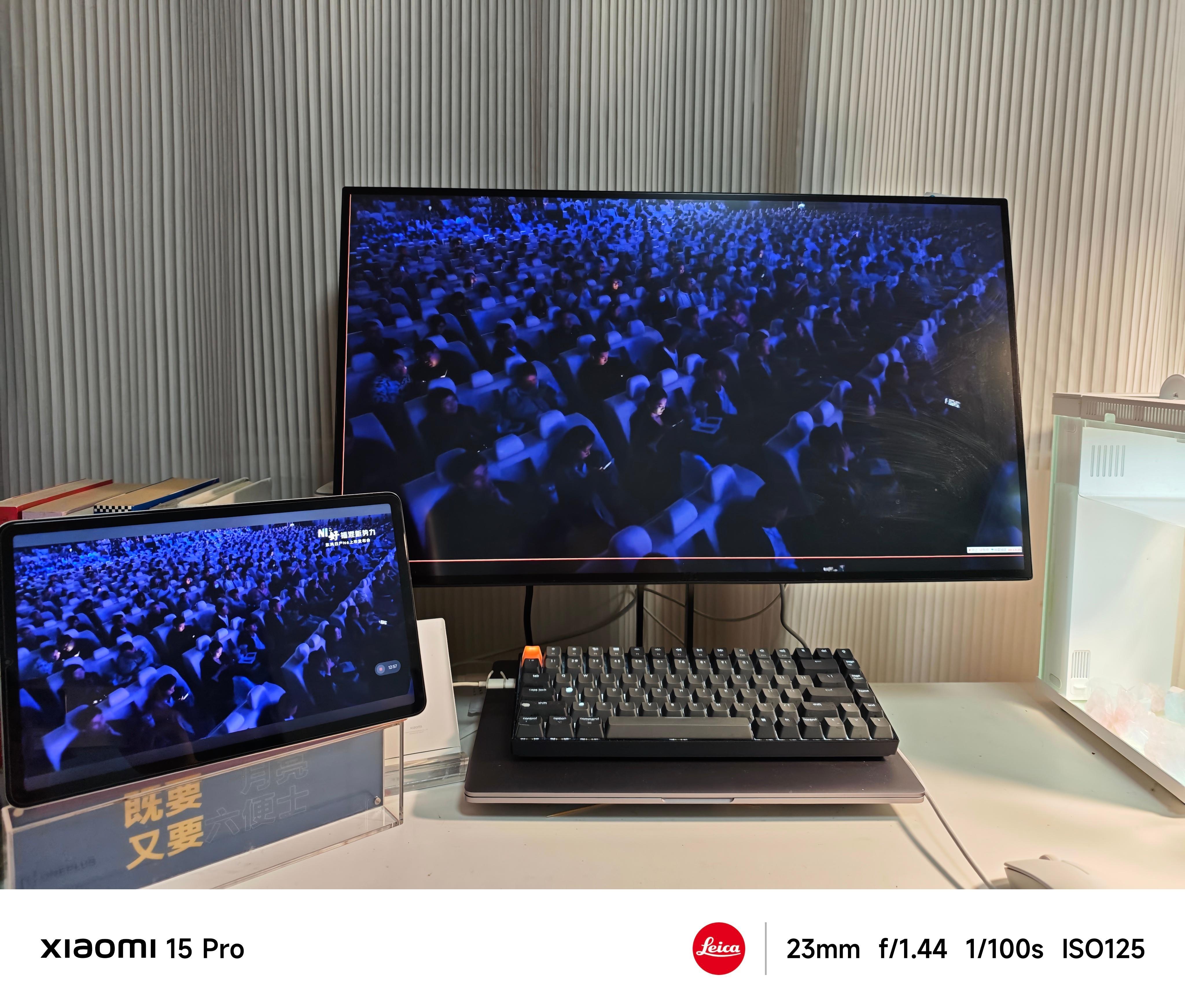 沙发厂直接来真的现场500张大沙发，爆米花不够还可以续早知道这么安逸，我也