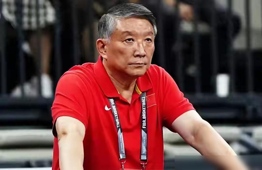 女篮3胜1负晋级！主帅宫鲁鸣却被骂惨，到底输在哪里？你以为女篮3胜1负稳了