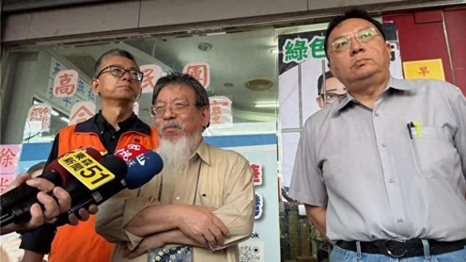 高雄选战杀出黑马，第三势力入局高雄市长选战原本是蓝绿两强对垒的老剧本，国民党