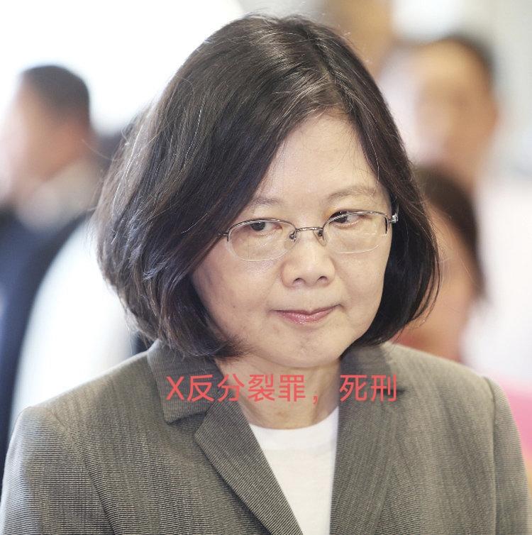 看到这副脸孔想到善恶分明！