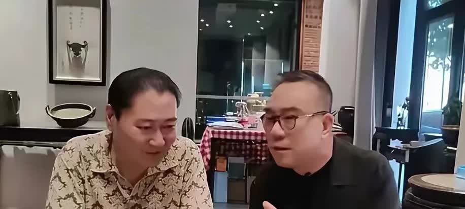 “海河战神”杨老五遭到德云社“怼神”郑好的痛斥，郑好指出他存在三大致命的“不地道