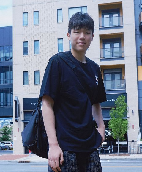 杨瀚森步行者试训结束疲惫之态难掩顺位上升趋势