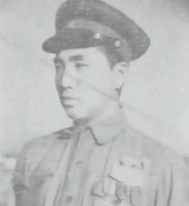 1997年，女儿张冬妮专程来到原志愿军第47军，想要查清父亲的真实履历。她翻遍部