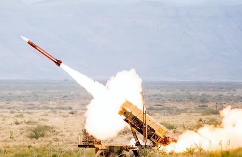 俄乌彻底没救了，英援乌500公里导弹，特朗普一句话搅乱西方阵营俄乌冲突走到今