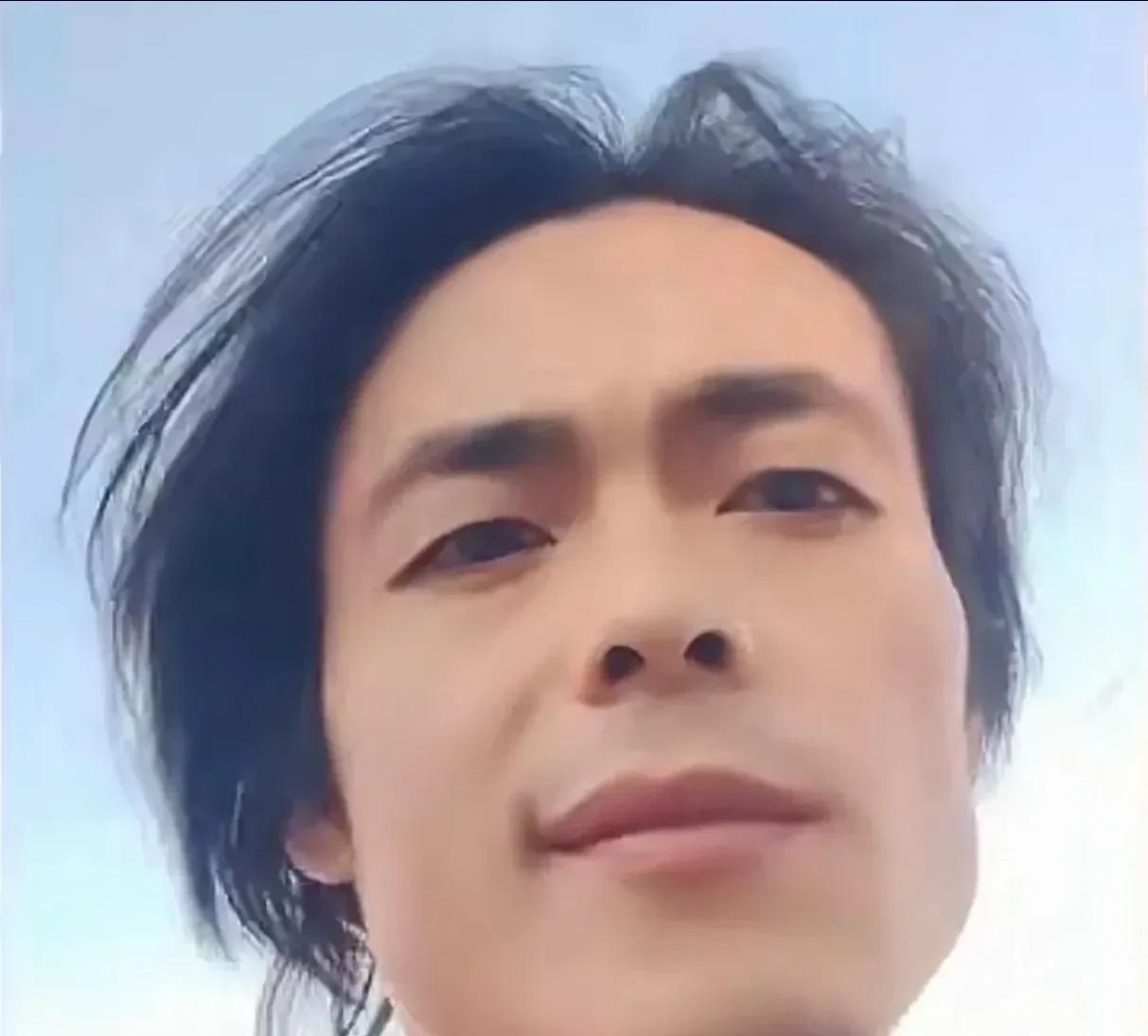 伊以大战后，两名华人小伙在以色列被犹太人歧视了。他们不准外国人进入防空洞，气的俩