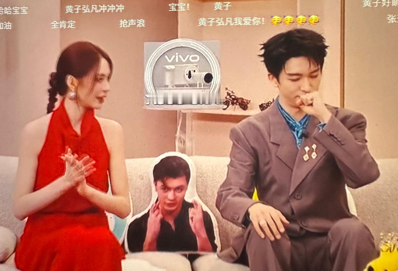 我先来一个帮唱环节排名预测：第一给齐豫和毛阿敏，这两位姐姐唱得太好了，声音叠在
