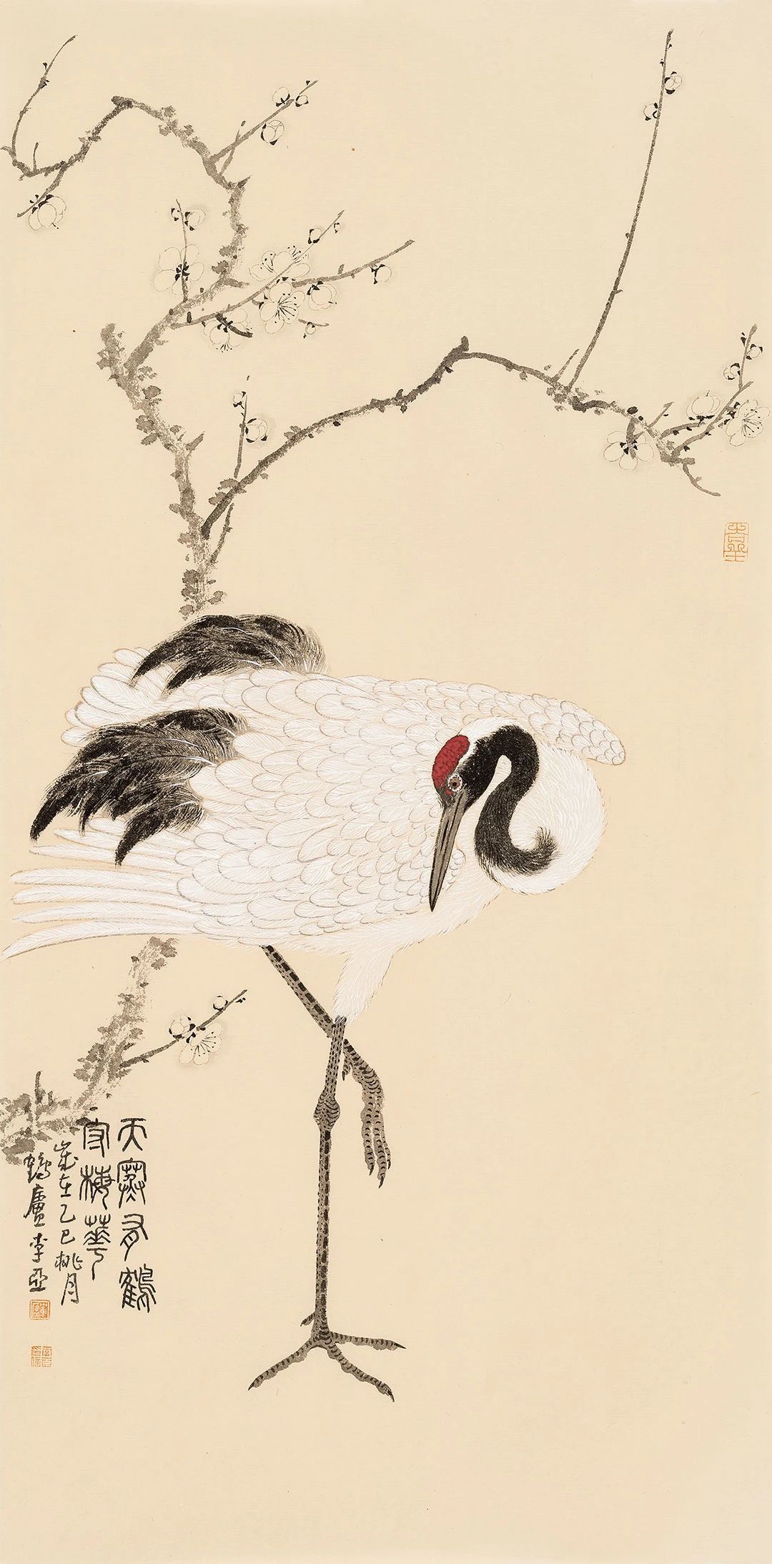 李亚笔下的花鸟果蔬，不仅是自然物象的呈现，更是心灵逸韵的流淌。每一笔勾勒、每一抹