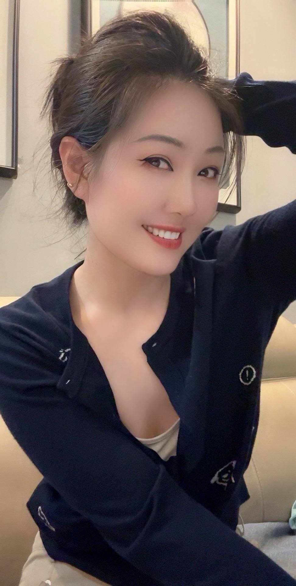 颜值 耐看型 御姐