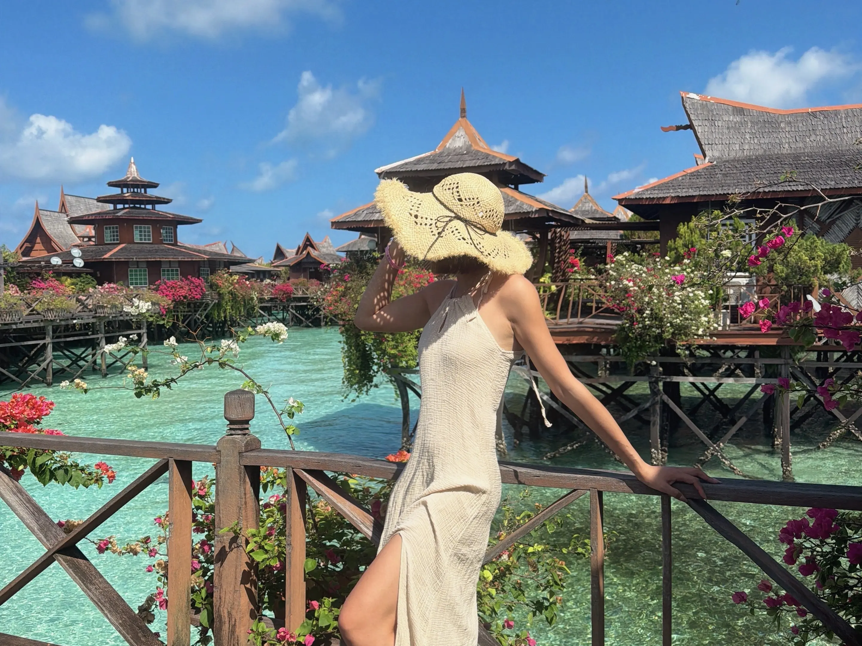 暂时逃离城市，把日子慢下来，好好度假。