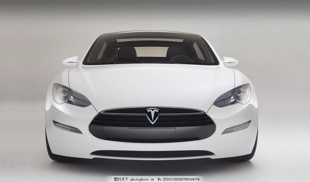 说实话，特斯拉这车要是国产标，早被骂倒闭八百回了。没仪表盘，没HUD，夏天全