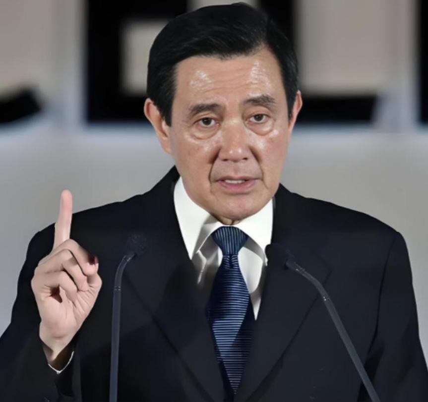 马英九现在估计肠子都悔青了！他后悔的不是多次访问大陆受到高规格接待，也不是公开主