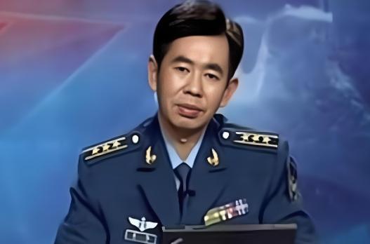 中美开战美国必败？戴旭大校震撼解析：东风导弹锁死航母，经济核弹更致命！