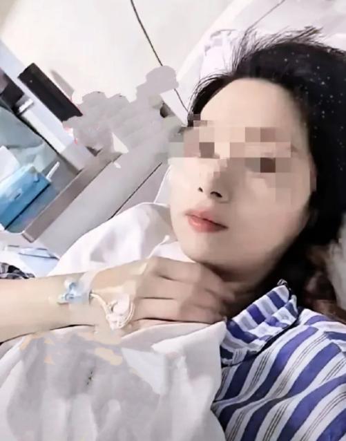3月下旬，一名来自河北的女患者因遭遇爆胎事故受伤住进了辽宁葫芦岛一家医院。在接受