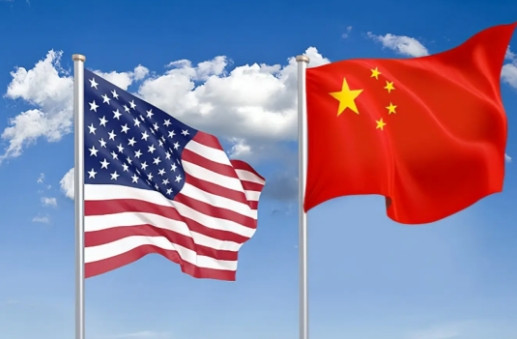 美国终于拿出对中国的经济王牌。美国这次算是把“双标”玩出天际了！前脚刚对中国甩