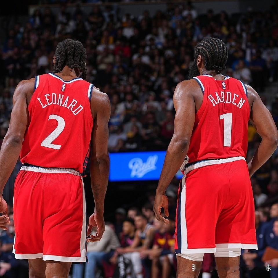 『就在今天！NBA传来多则快船队最新消息』1、惨遭灰熊逆转的快船队继续迎来